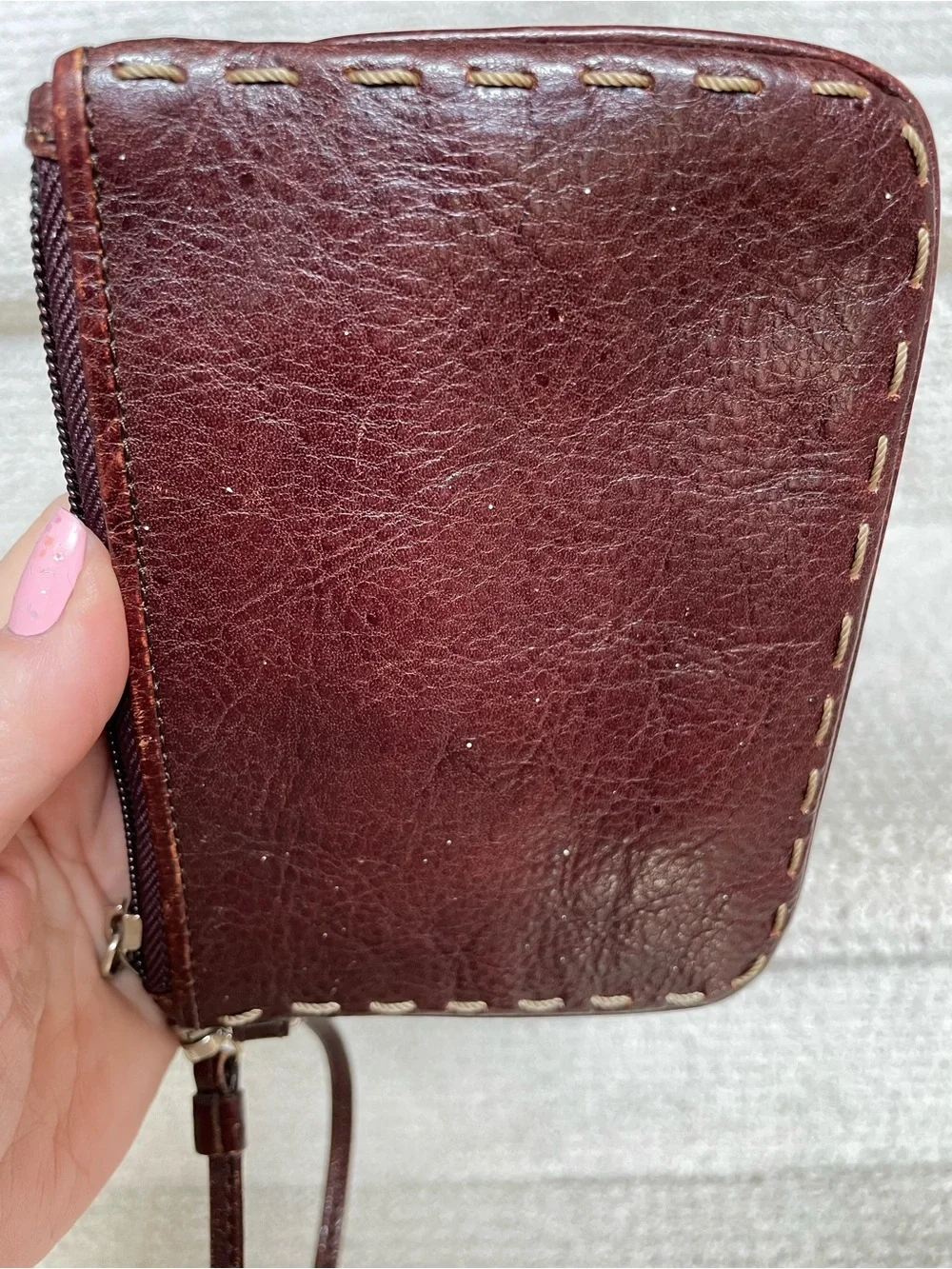 Fossil Brown Leather Western Vibes Whipstitched Zip Up Strap Casual Wristlet